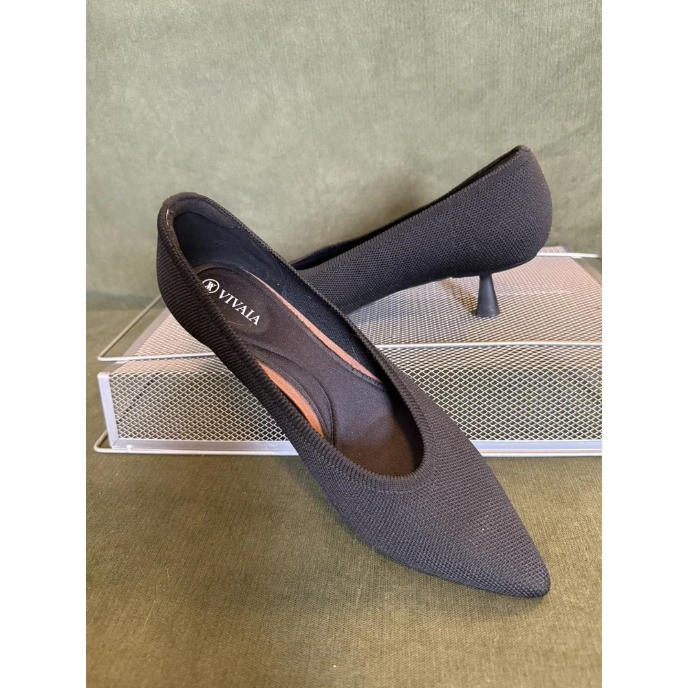 VIVAIA Black Pointed Toe Kitten Heel Pumps Women's Size 9.5 Slip On Shoes Office